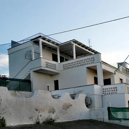Calypso Casa Holiday home San Menaio